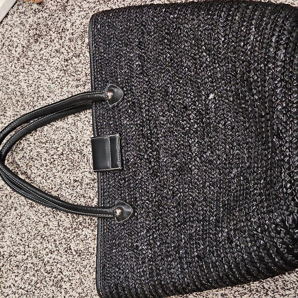 Elegant Black Woven Shoulder Bag - Picture 4 of 5